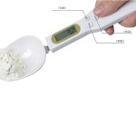 Electronic weighing spoon, white color